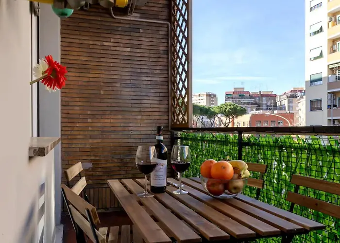 Appartement Trastevere Station 2br & Balcony Rome