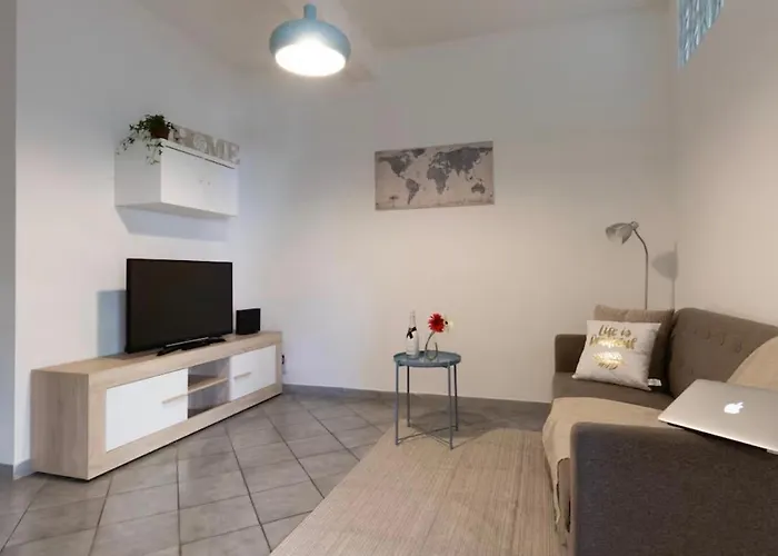 Trastevere Station 2br & Balcony Roma